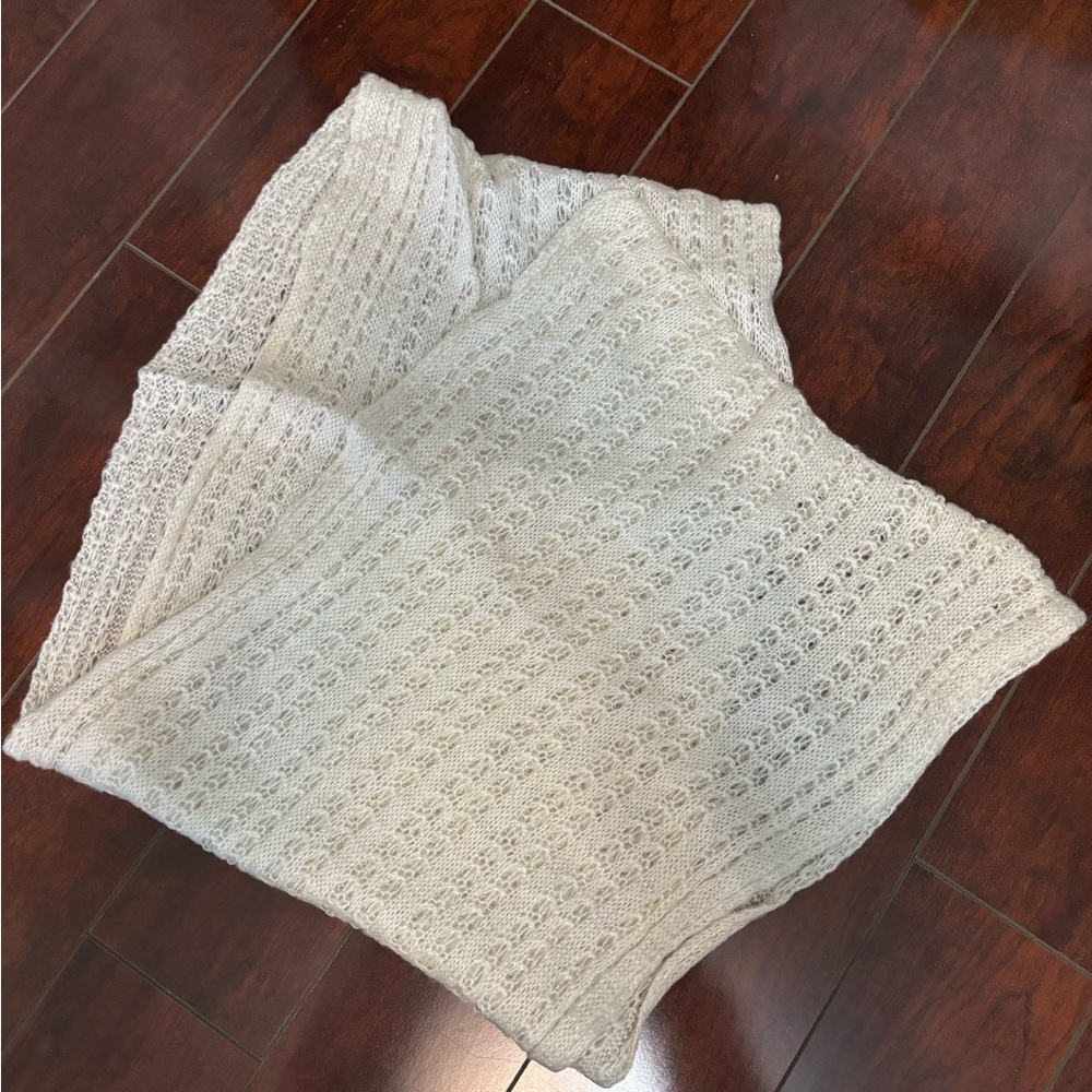 Cozy Knit infinity scarf in Cream